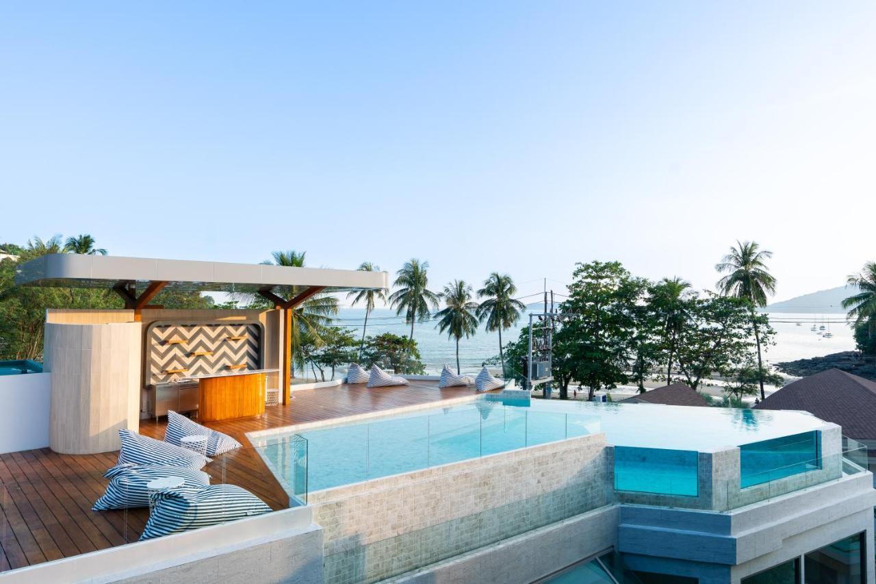 Panwaburi Beachfront Resort - Sha Extra Plus Экстерьер фото The rooftop pool at the hotel