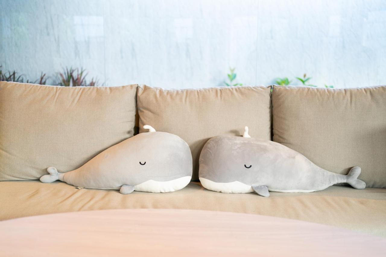 Panwaburi Beachfront Resort - Sha Extra Plus Экстерьер фото Two plush versions of the character.