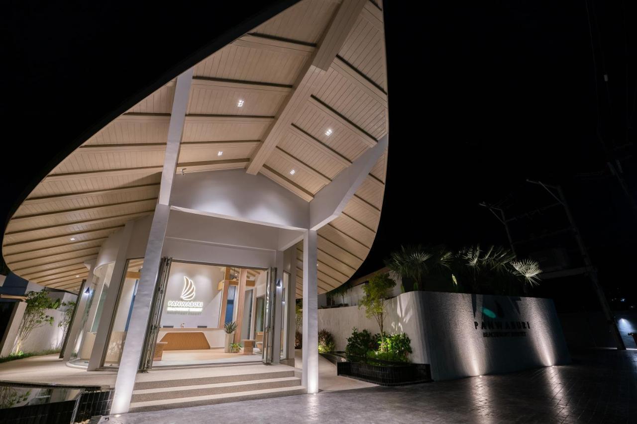 Panwaburi Beachfront Resort - Sha Extra Plus Экстерьер фото The entrance of the resort