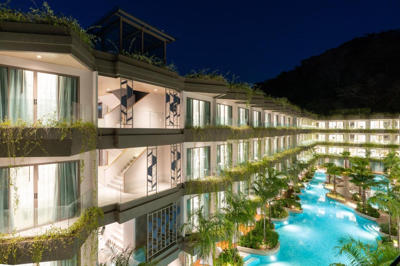 Panwaburi Beachfront Resort - Sha Extra Plus Экстерьер фото The hotel at night