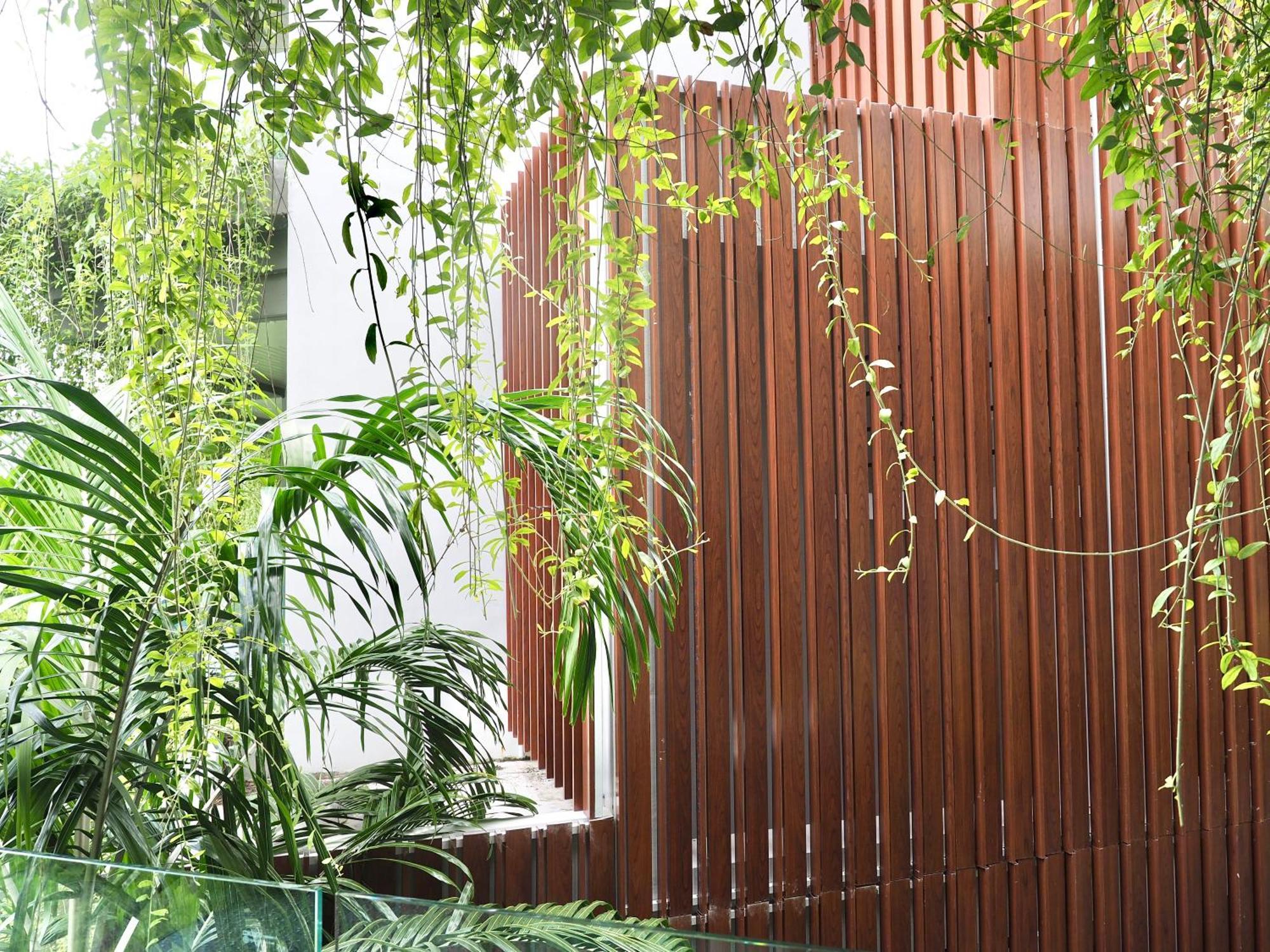 Panwaburi Beachfront Resort - Sha Extra Plus Экстерьер фото The "greenhouse"